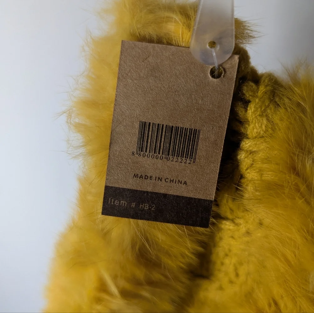 New C.C Cheveux Corp Womens Yellow Faux Fur Lined Cable Knit Headband One Size